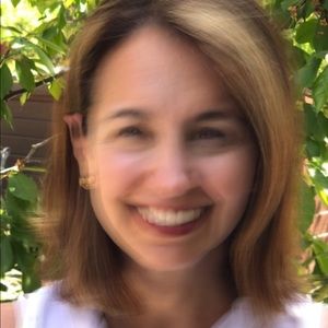 Meet your Posher, Elyce